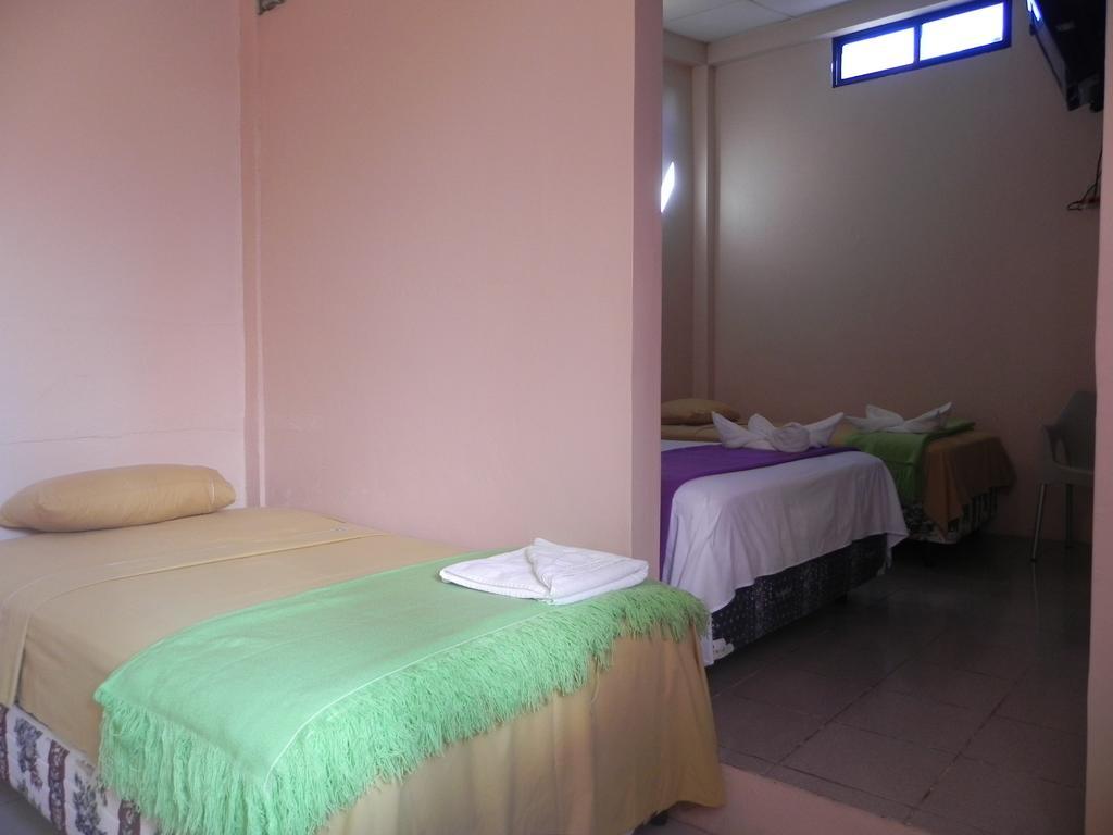Hostal La Posada De Jose Carlos Puerto Baquerizo Moreno Værelse billede