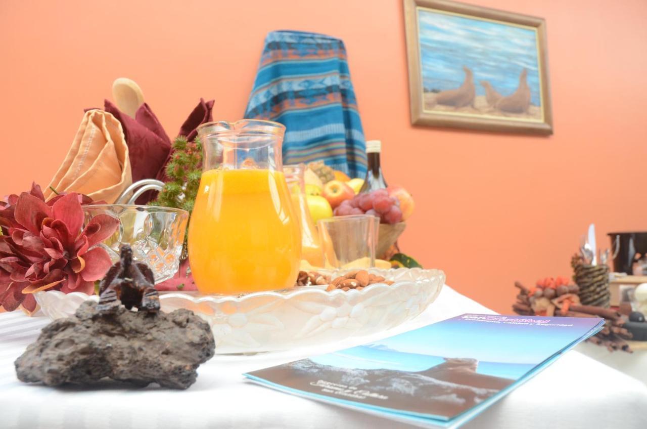 Hostal La Posada De Jose Carlos Puerto Baquerizo Moreno Eksteriør billede